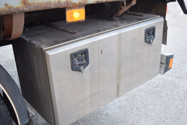 751611-15 Crane truck VOLVO FM9 6X2 JMNLAST C, 2006, Pallet finger crane 16504