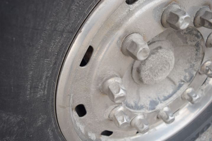 751611-45 Crane truck VOLVO FM9 6X2 JMNLAST C, 2006, Pallet finger crane 16504