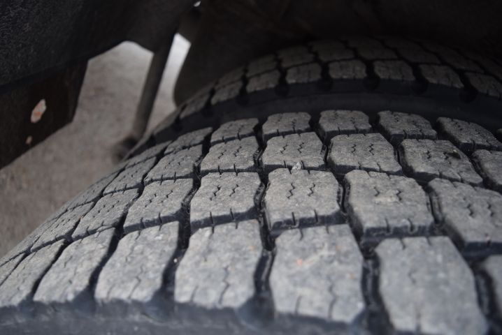 751611-47 Crane truck VOLVO FM9 6X2 JMNLAST C, 2006, Pallet finger crane 16504