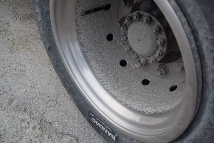 751611-51 Crane truck VOLVO FM9 6X2 JMNLAST C, 2006, Pallet finger crane 16504