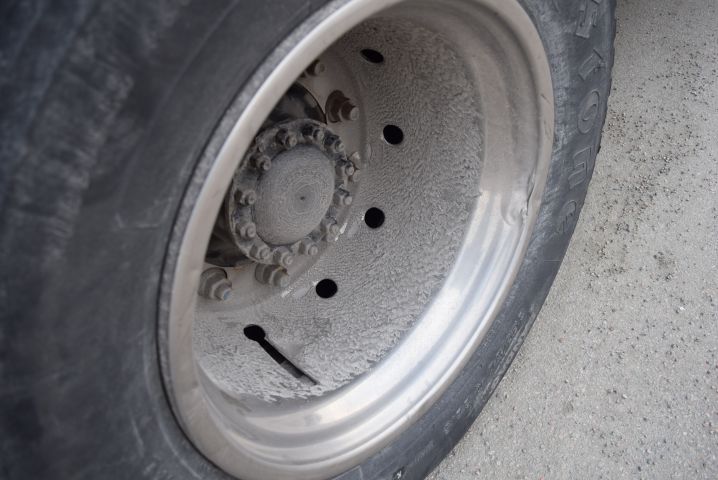 751611-55 Crane truck VOLVO FM9 6X2 JMNLAST C, 2006, Pallet finger crane 16504