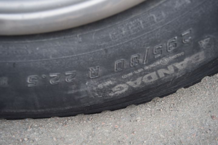 751611-57 Crane truck VOLVO FM9 6X2 JMNLAST C, 2006, Pallet finger crane 16504