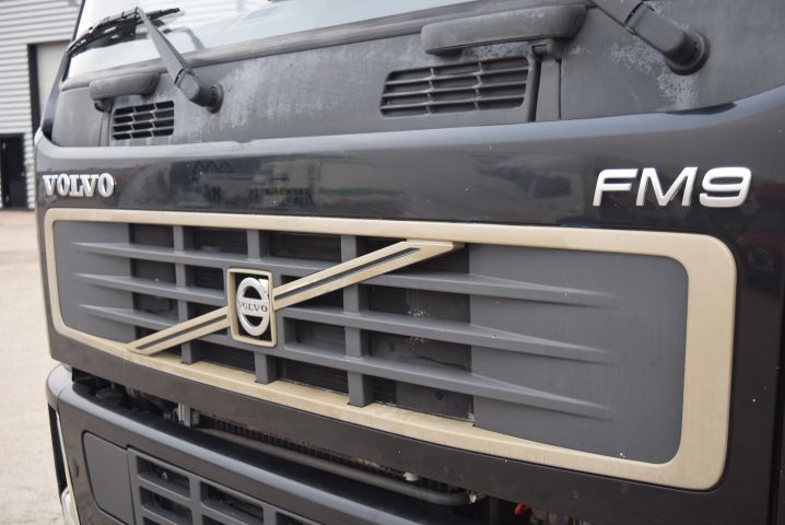 751611-73 Crane truck VOLVO FM9 6X2 JMNLAST C, 2006, Pallet finger crane 16504