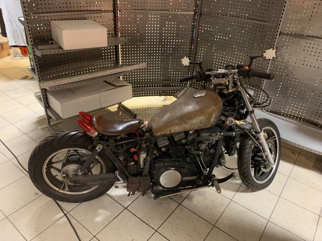 744325-3 Honda VF750C Bobber -83 Rep.object Reg.nr: SYX655