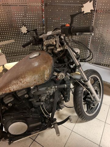 744325-17 Honda VF750C Bobber -83 Rep.object Reg.nr: SYX655