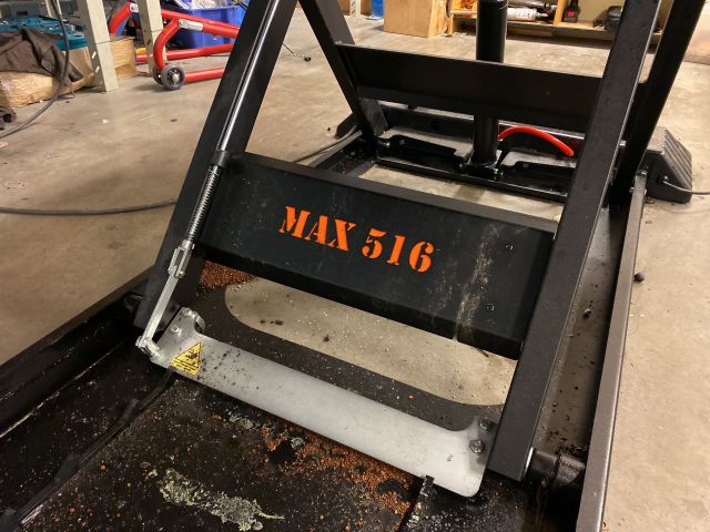 746182-5 Motorcycle lifting table - Bike Lift MG516-003 / 500kg