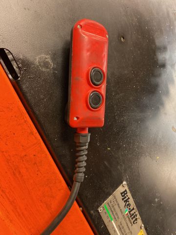 746182-12 Motorcycle lifting table - Bike Lift MG516-003 / 500kg