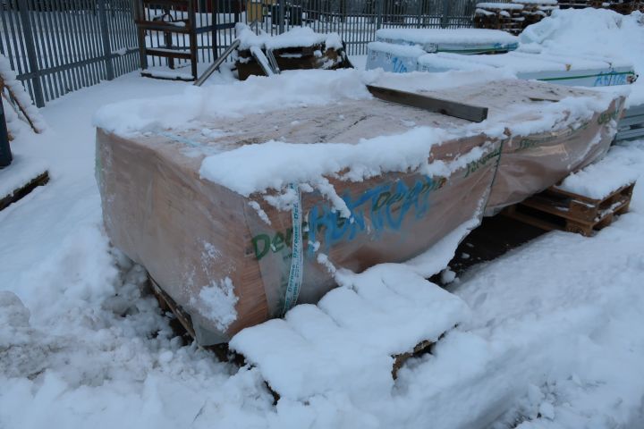 755955-1 Stuv med råspontluckor 17x540x3600 mm