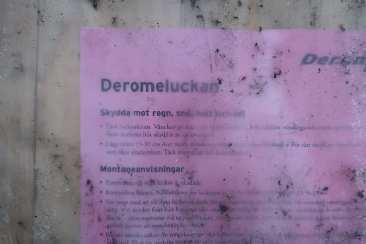 755955-3 Stuv med råspontluckor 17x540x3600 mm