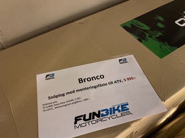 745327-7 Snow plow with mounting bracket for ATV - Bronco - New in cardboard