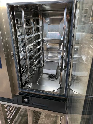 751344-4 New Rational iCombi Pro 10-1 / 1 incl Ultravent incl. floor stand