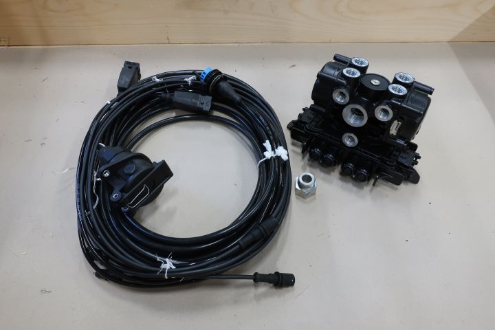 749923-1 4 pcs trailer components WABCO ABS VCS II / 2M