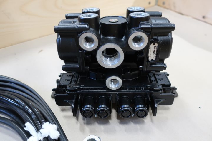 749923-2 4 pcs trailer components WABCO ABS VCS II / 2M