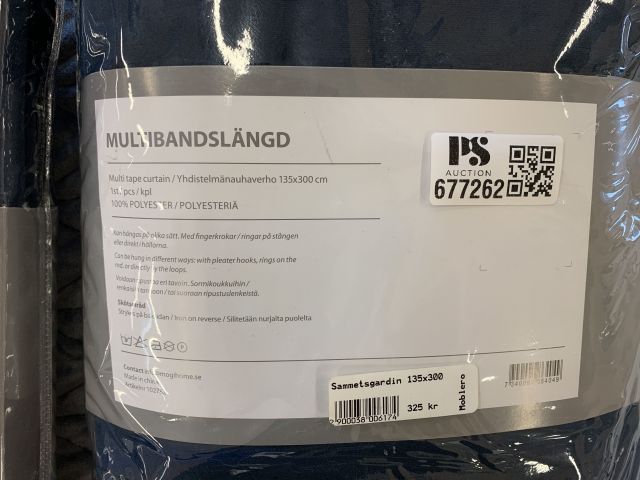 677262-3 Överkast, sammetsgardiner samt pläd