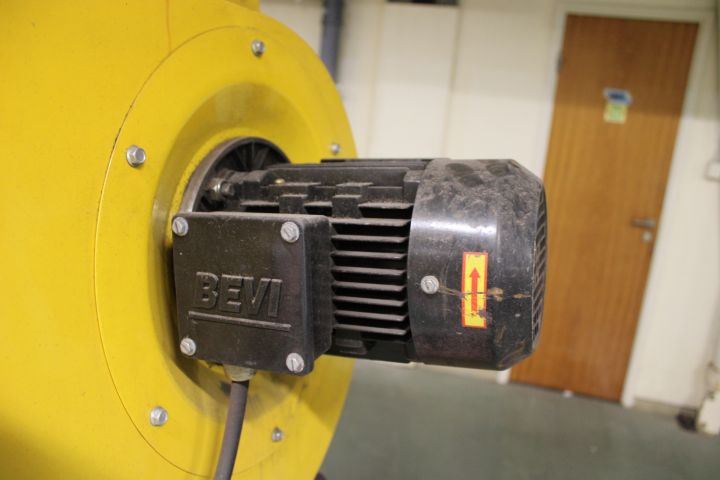 718652-8 Plymovent - Extraction with collector and filter