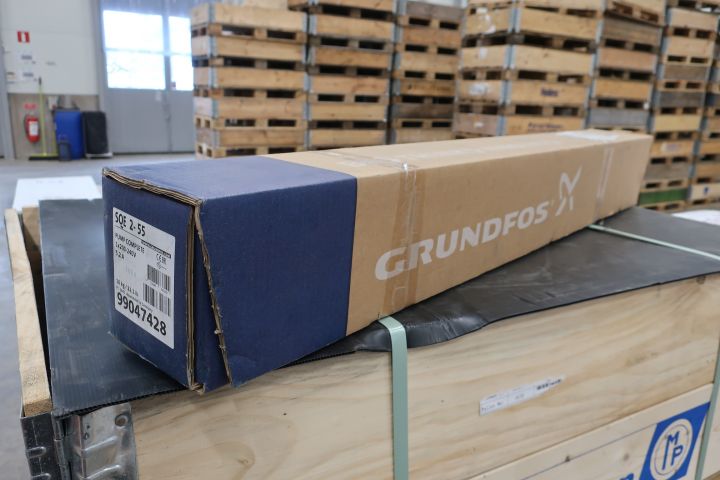 749942-3 Pump package Grundfos SQE 2-55