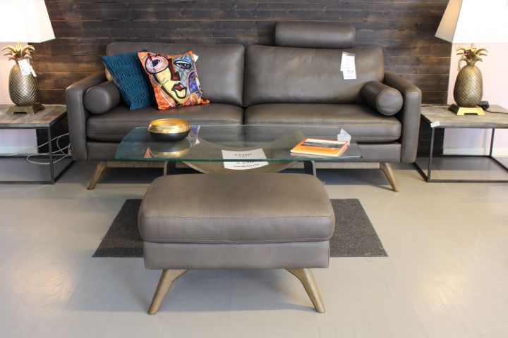 676946-1 3-seater leather sofa BD Clint with stool