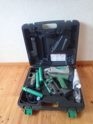 687326-1 Nail gun HITACHI NR90GC