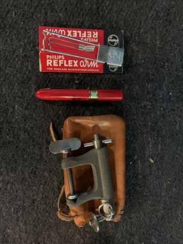 686413-7 Vintage camera Agfa isolette 2 with accessories