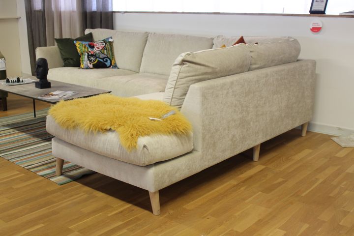 676978-4 Angled sofa with divan. Vilmers Toronto
