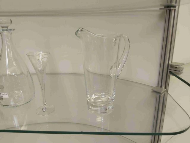 757322-4 Lot with Orrefors glass products