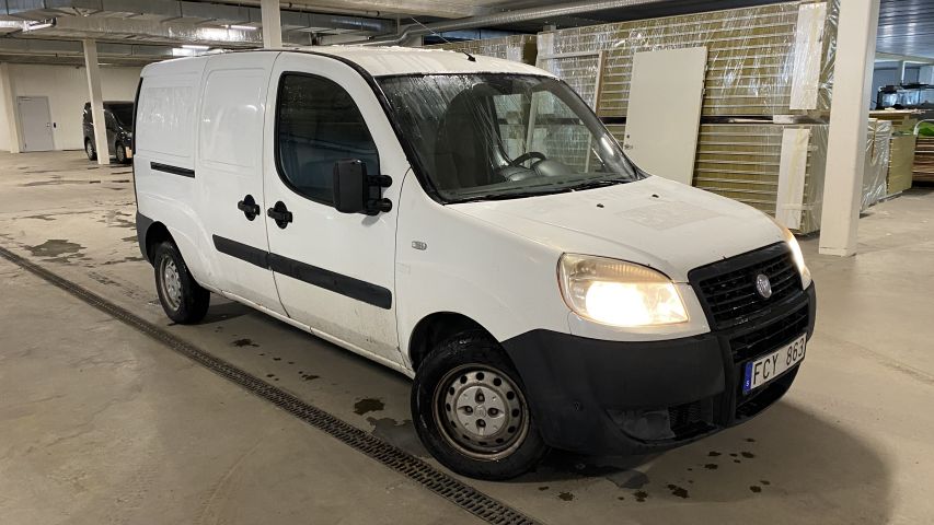 745377-7 Fiat Doblò Cargo Maxi 1.3 JTD - 2008 - FCY863