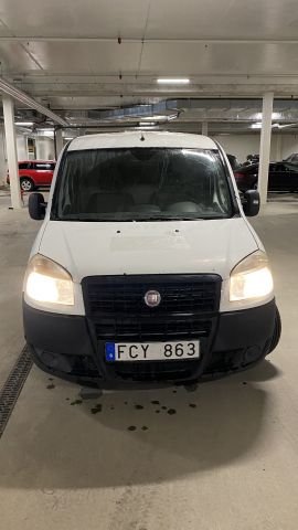 745377-8 Fiat Doblò Cargo Maxi 1.3 JTD - 2008 - FCY863