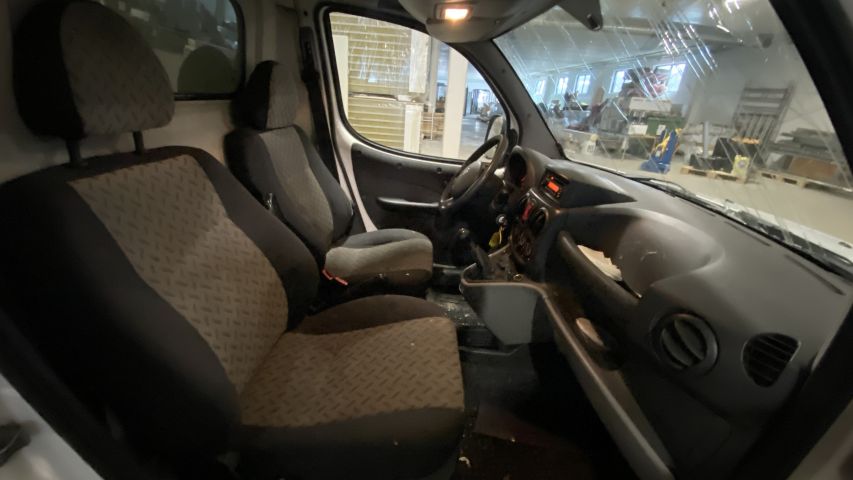 745377-29 Fiat Doblò Cargo Maxi 1.3 JTD - 2008 - FCY863