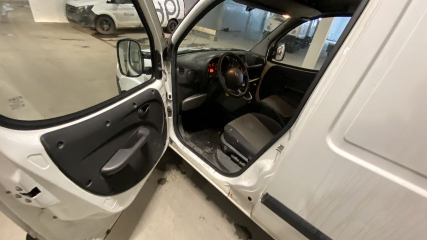 745377-31 Fiat Doblò Cargo Maxi 1.3 JTD - 2008 - FCY863