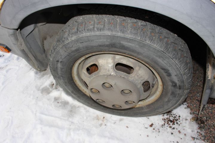 757572-11 Iveco Daily 2.8D Chassis, 2004, 143 hp (223778 km) -2004, New Info