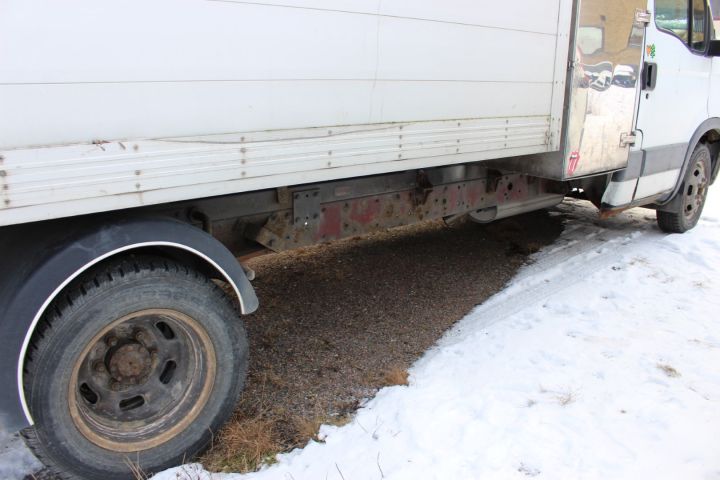 757572-16 Iveco Daily 2.8D Chassis, 2004, 143 hp (223778 km) -2004, New Info
