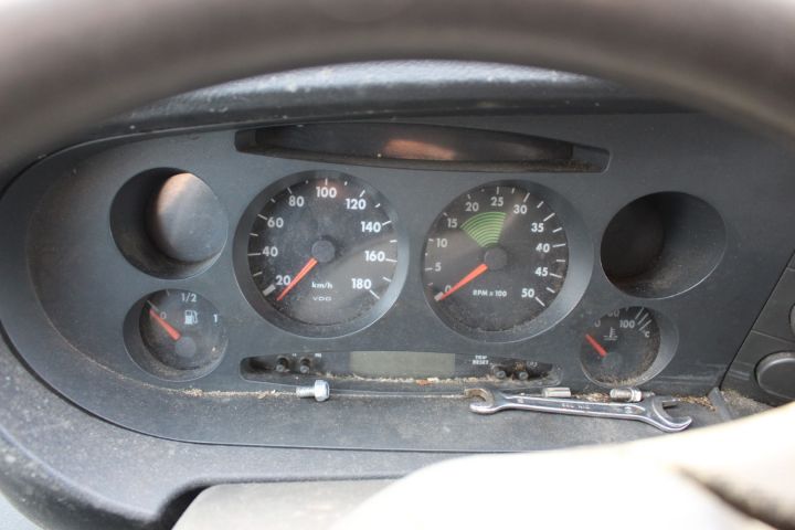 757572-22 Iveco Daily 2.8D Chassis, 2004, 143 hp (223778 km) -2004, New Info