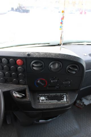 757572-23 Iveco Daily 2.8D Chassis, 2004, 143 hp (223778 km) -2004, New Info