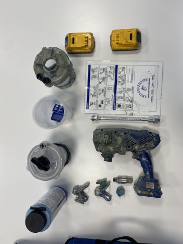 745372-2 Handhållen högtrycksspruta med tillbehör - Graco Ultra HH Cordless