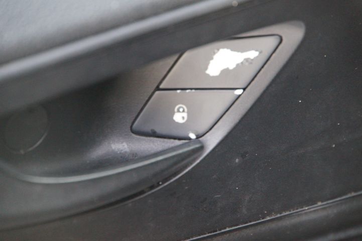 735325-32 MERCEDES-BENZ, 161 hp