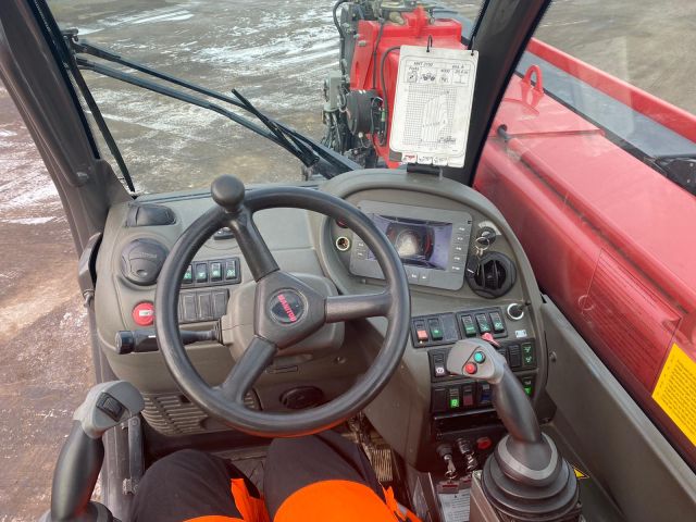 758114-7 Telescopic loader Manitou MRT2150P +