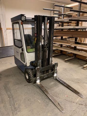 717936-2 Counterbalance Forklift BT Clark TM-15 (7131.5 h)