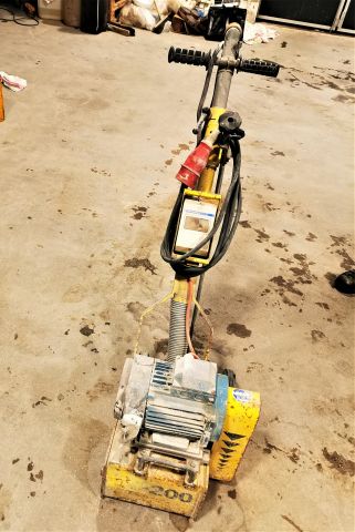 759743-2 Concrete cutter "AirTech 200"