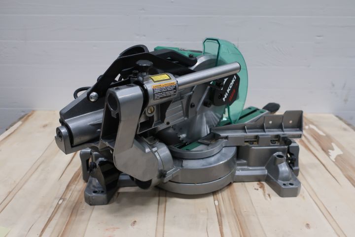 759697-2 Cutting and miter saw Hikoki C 8FSHG