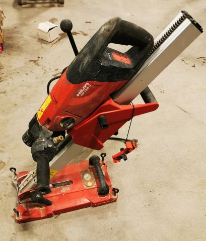 759747-3 Core drill "DD 150-U" from HILTI + various drills