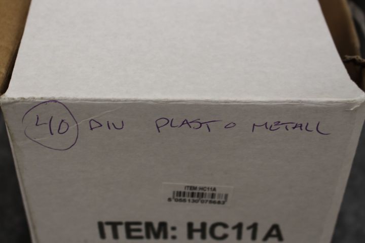 759935-17 Bows & Sunglasses