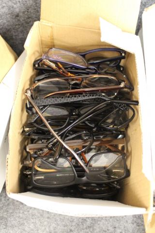 759935-21 Bows & Sunglasses