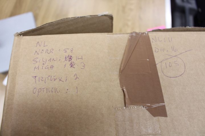 759935-36 Bows & Sunglasses