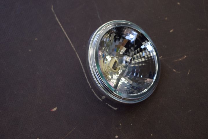 685579-4 Lamps 4pcs Osram Halospot 111 41840 FL