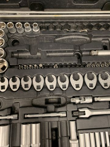 716242-4 Tool kit Ironside