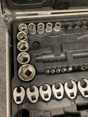 716242-7 Tool kit Ironside