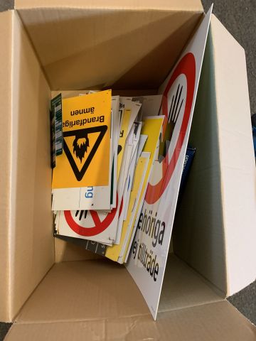 759954-4 Lid stapler Josef Kihlberg c.561M, Banding machine, signs