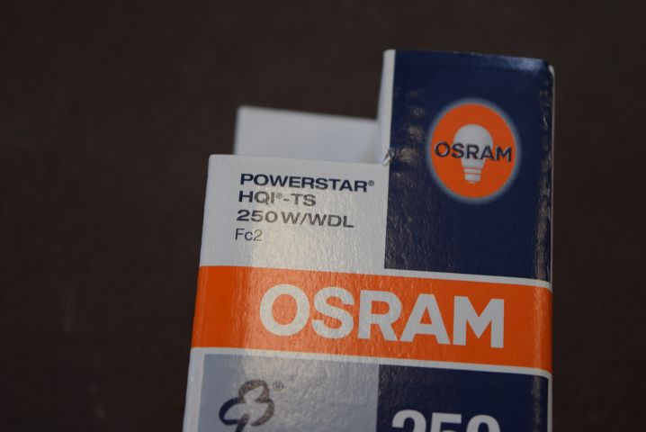 685607-3 Lampor 3st Osram Powerstar HQI-TS 250W/WDL
