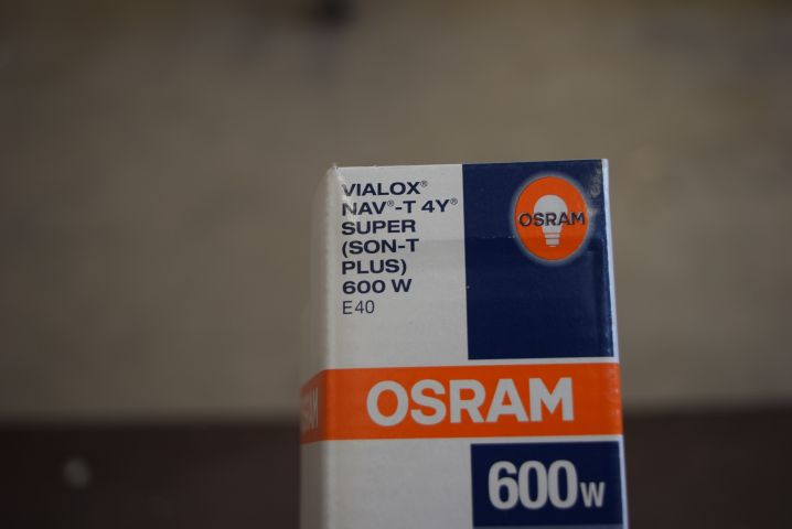 685651-2 Fluorescent lamp 3 pcs Osram Vialox NAV-T 600W Super 4Y