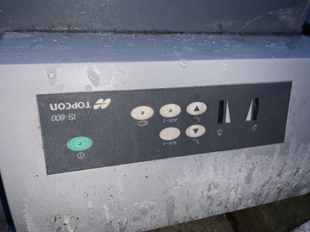 762103-9 Eye examination machine Topcon IS-600